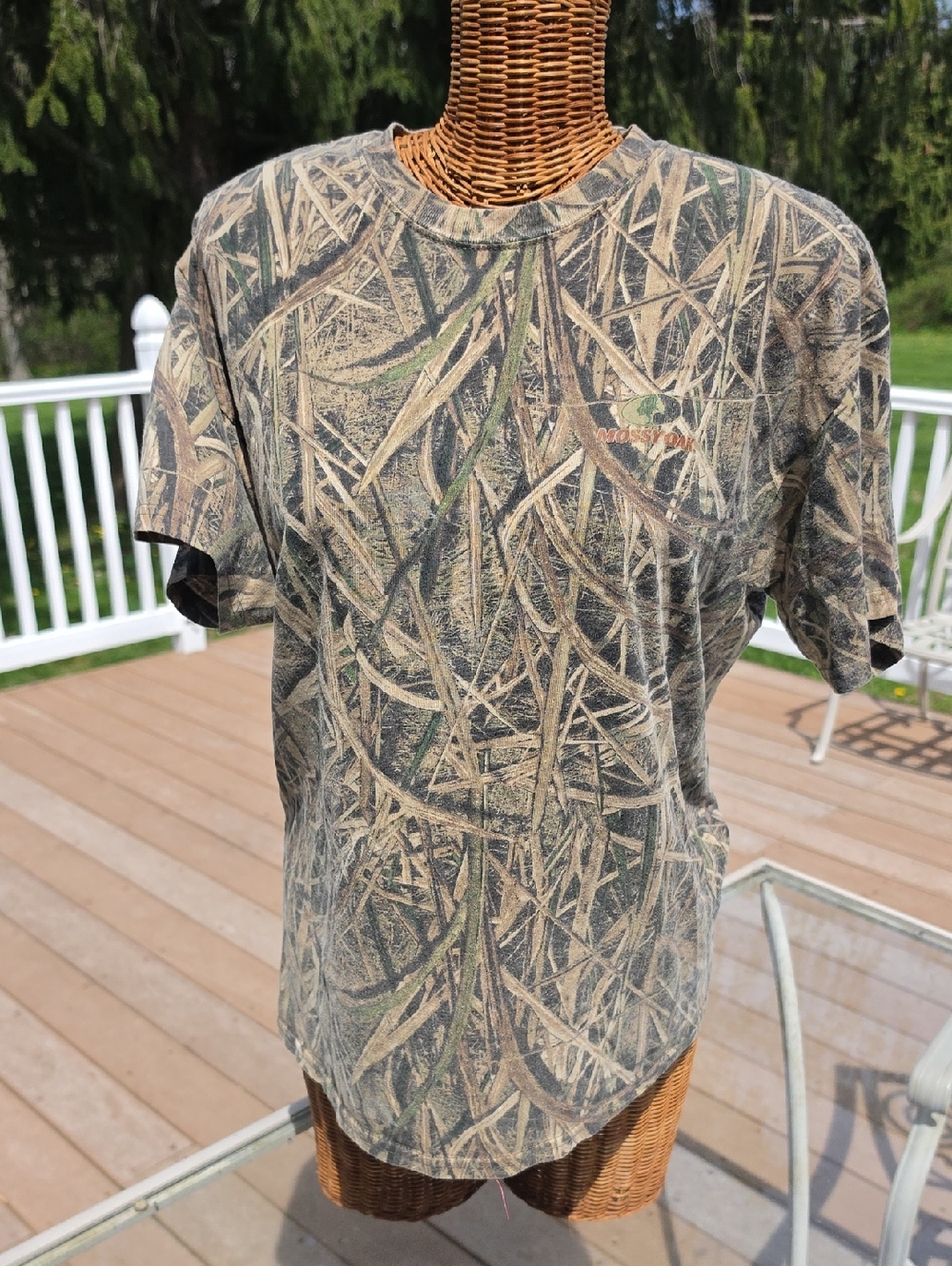 Mossy Oak Short Sleeve Camo Tee in Brown and Green